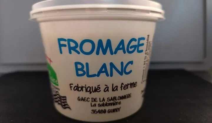 Illustration du rappel ALERTE : fromage blanc - présence listeria monocytogenes dans le fromage blanc